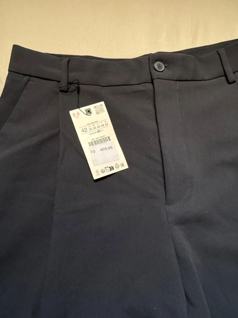 CALÇA RELAXED FIT COM PREGAS ZARA - Foto 4