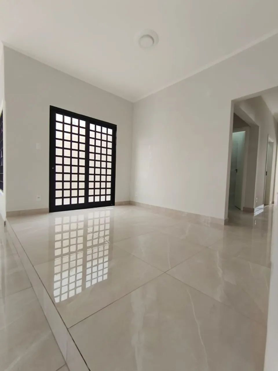 CASA COMPLETA COM ÁREA GOURMET À VENDA  - Foto 5