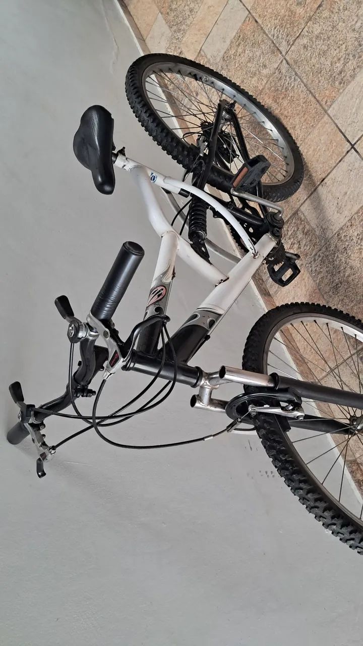 Bicicleta Mormaii 2011 Aro 26 Usada - Foto 2