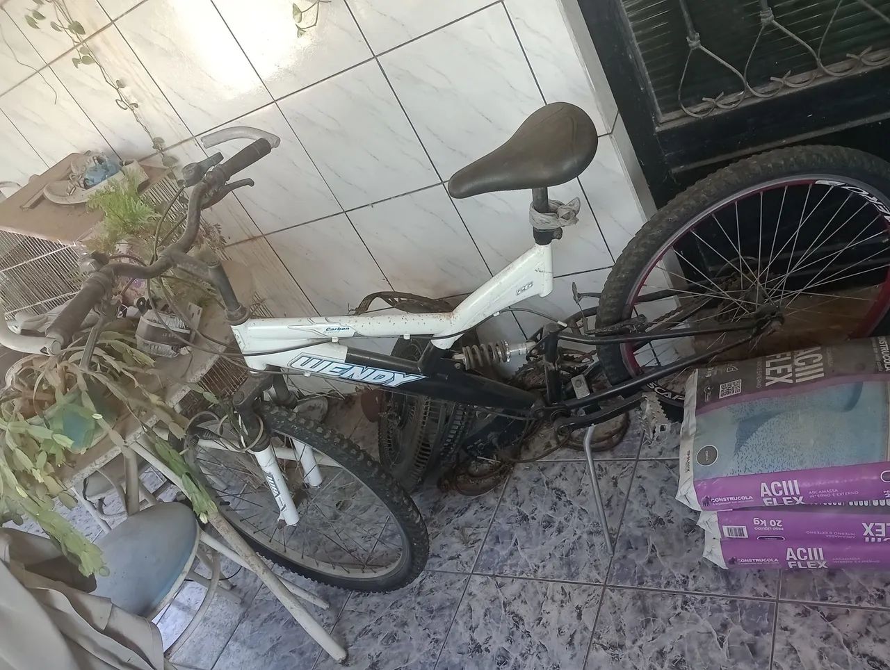 Bicicleta aro 26 com amortecedor 