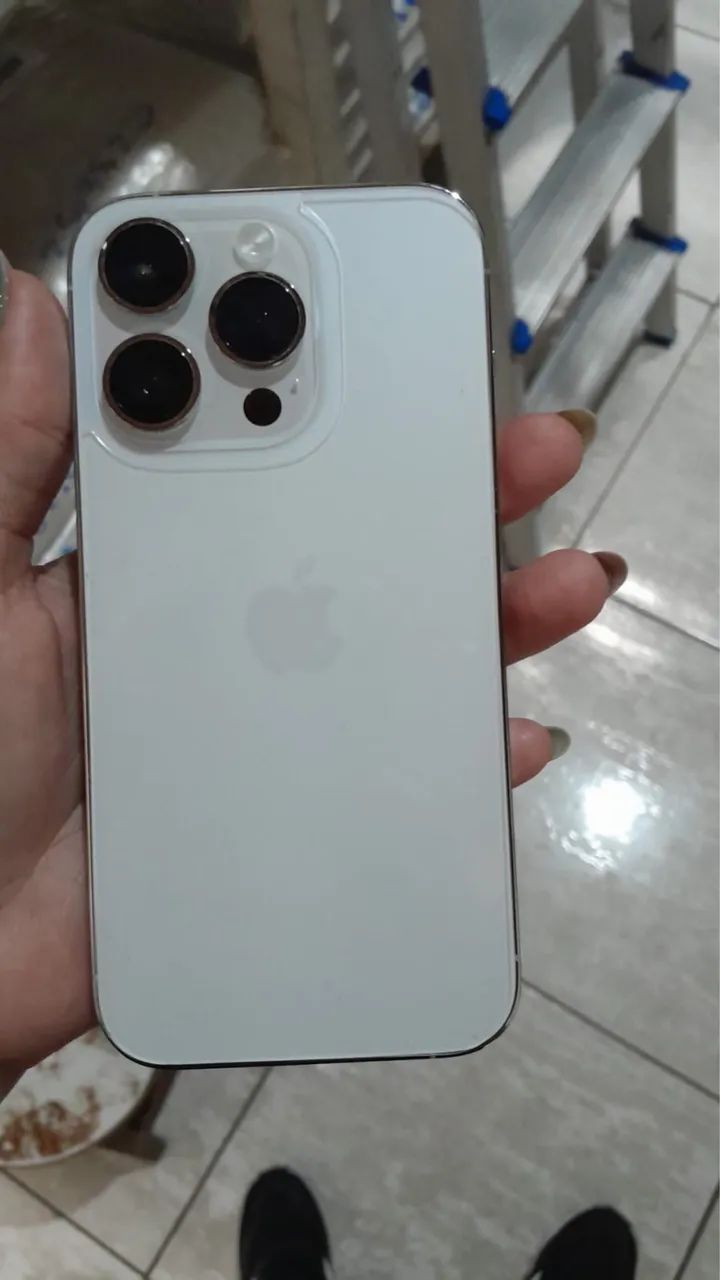 iPhone 14 Pro branco 128gb