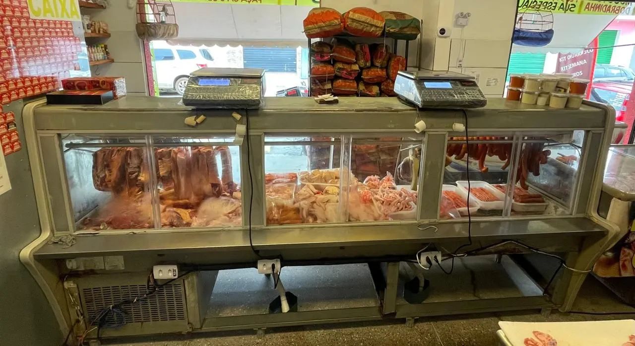 Vendo balcão de açougue 