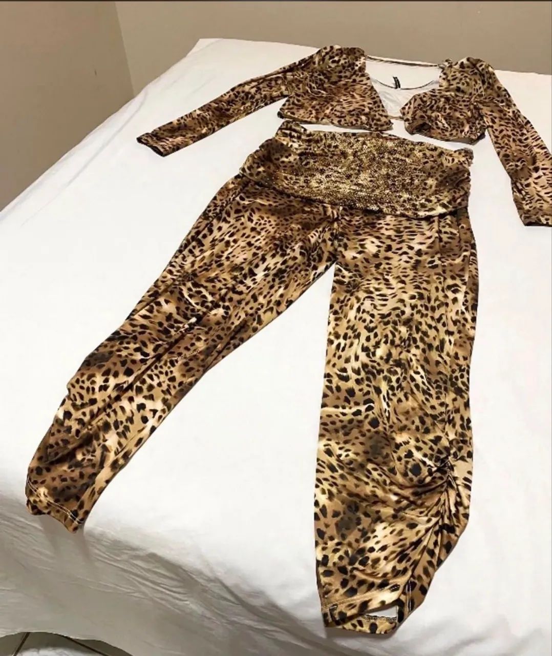 Conjunto de saia e calça Lança perfume TAM G - Foto 2
