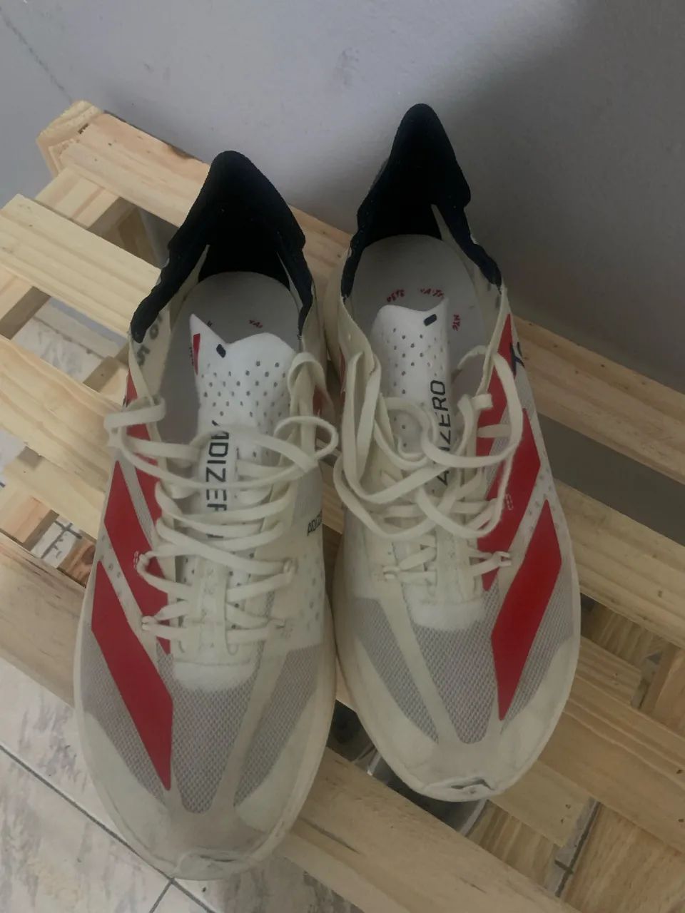 Tênis corrida adizero - Foto 2