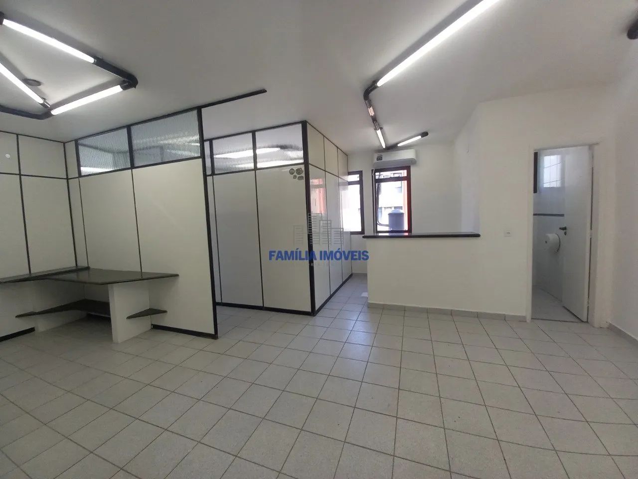 Alugar sala comercial Executive Tower Gonzaga Santos SP - Foto 2
