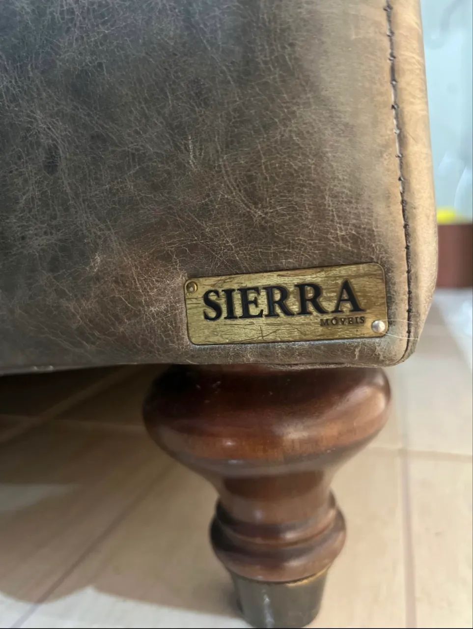 Poltrona Couro Legítimo Sierra Móveis - Verde Musgo (Usada)