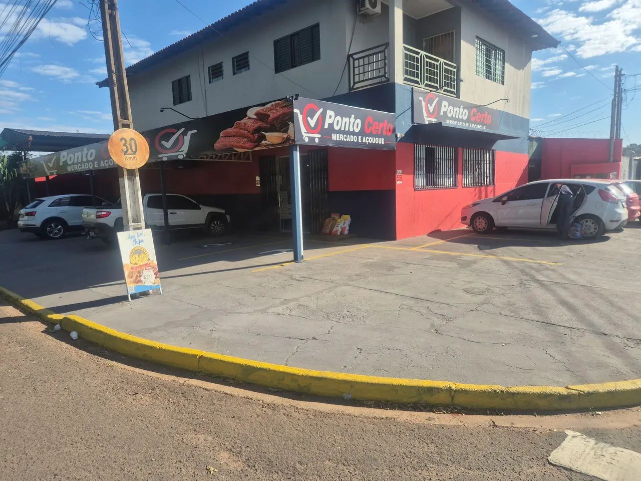 Mercado e Casa de Carne  - Foto 2