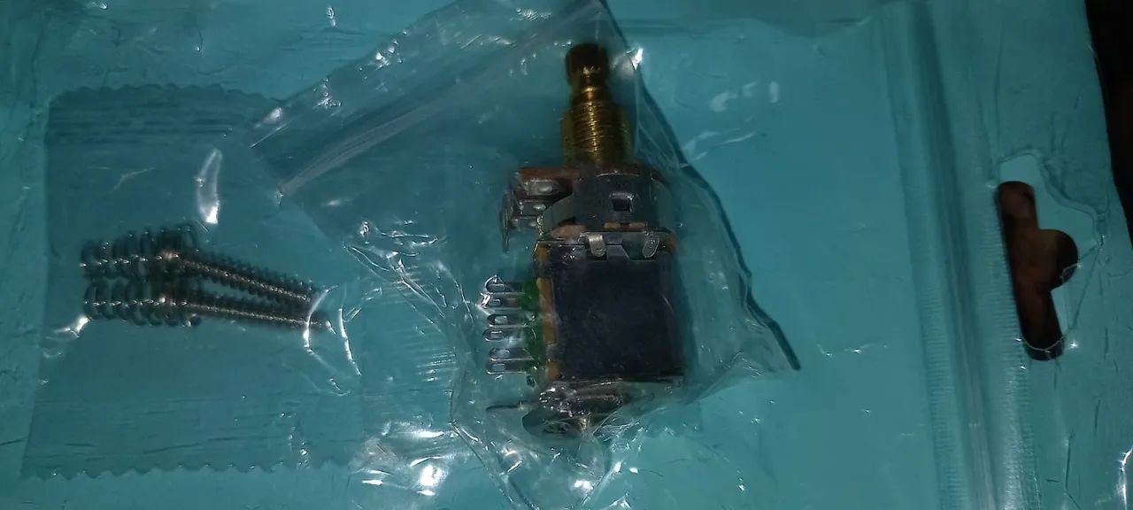 Vendo Captador e Potenciômetro  - Foto 3