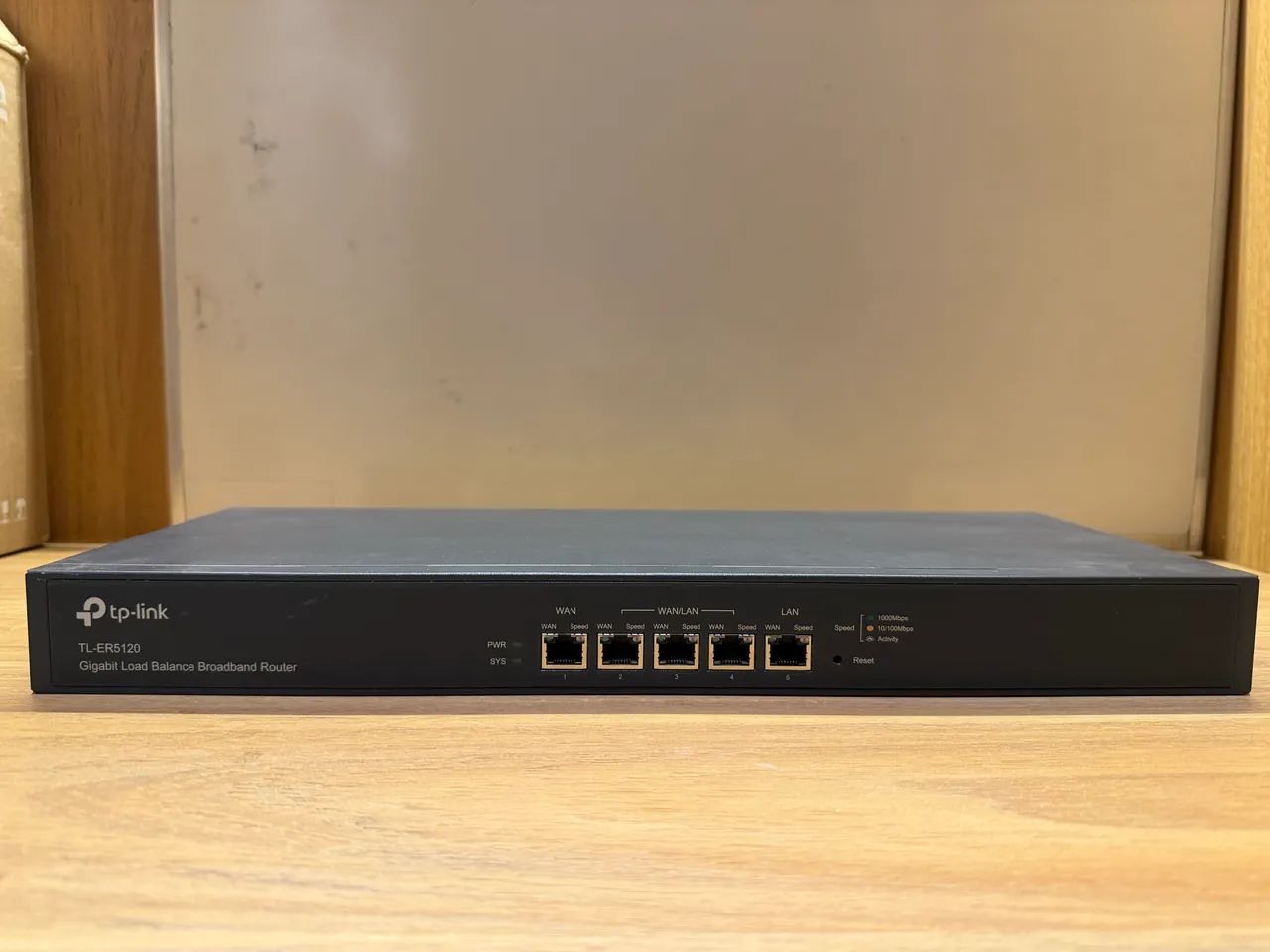 Kit Rack + Roteador + Switch + Patch Panel