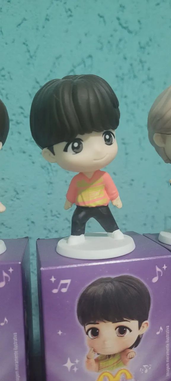 Suga BTS - Mc Donald's Ver. Roxa