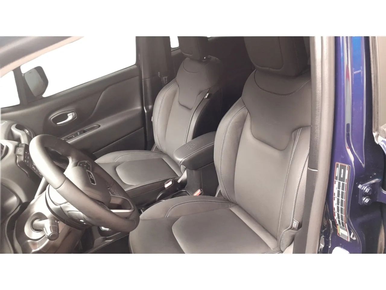 Jeep Renegade Long. T270 1.3 TB 4x2 Flex Aut., foto 12 de 16
