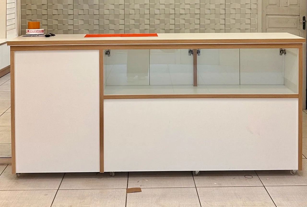 Vendo esse balcão de atendimento 