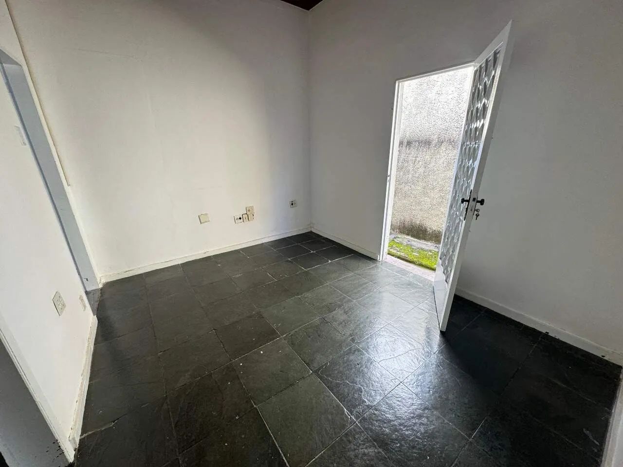 CASA PRÓXIMO ACADEMIA DA PM - Foto 2