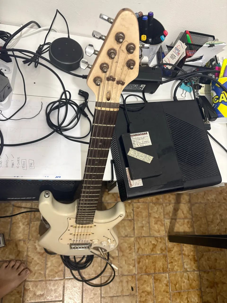 Guitarra pra vender logo
