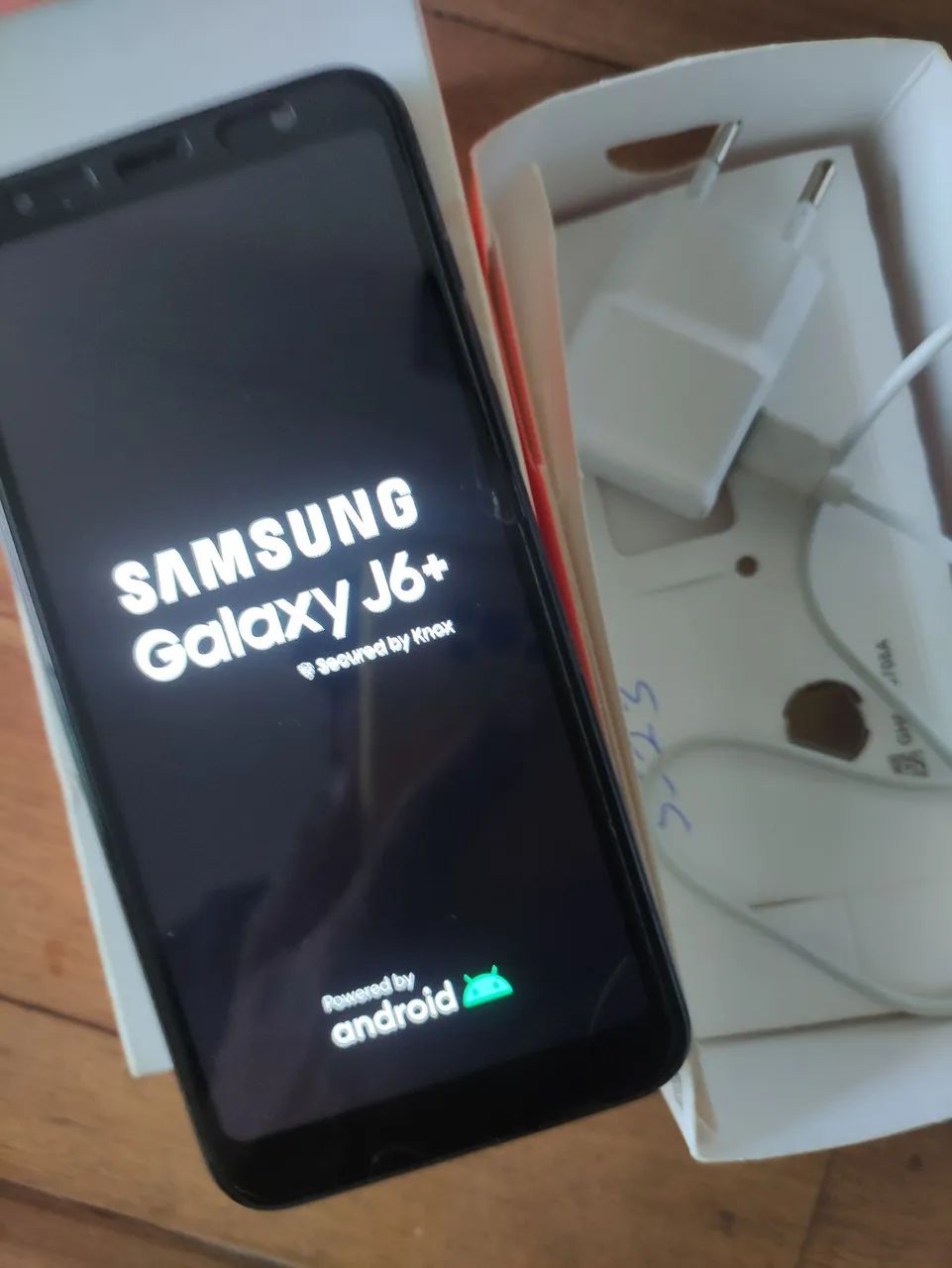 Sansung j6+