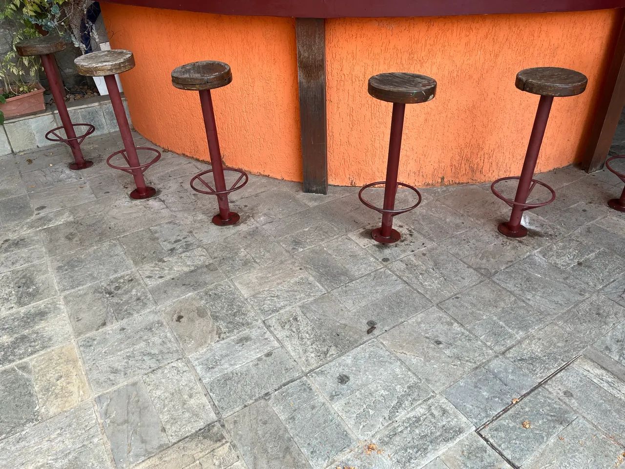 Bancos Pé de ferro e assento madeira  - Foto 3