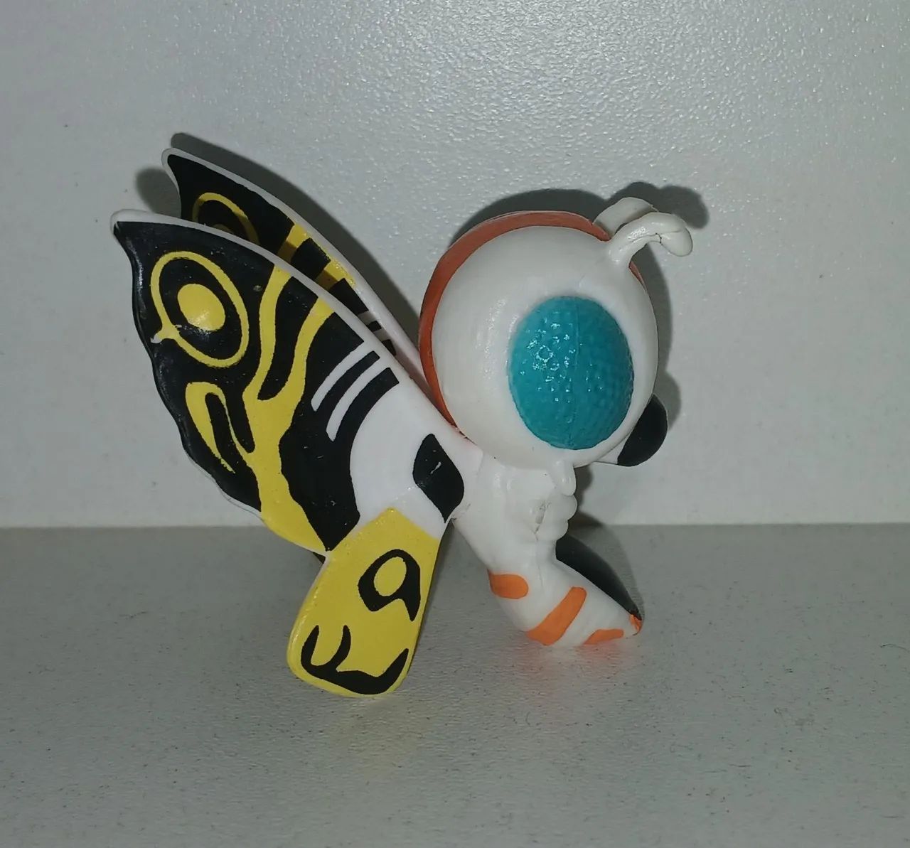 BONECO MINIATURA GODZILLA MOTHRA - Foto 2