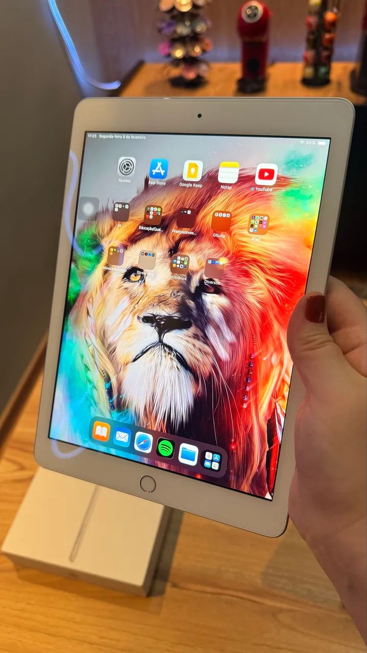 iPad 6ª Geração 32GB Wi-Fi Prateado (Silver) - Foto 4
