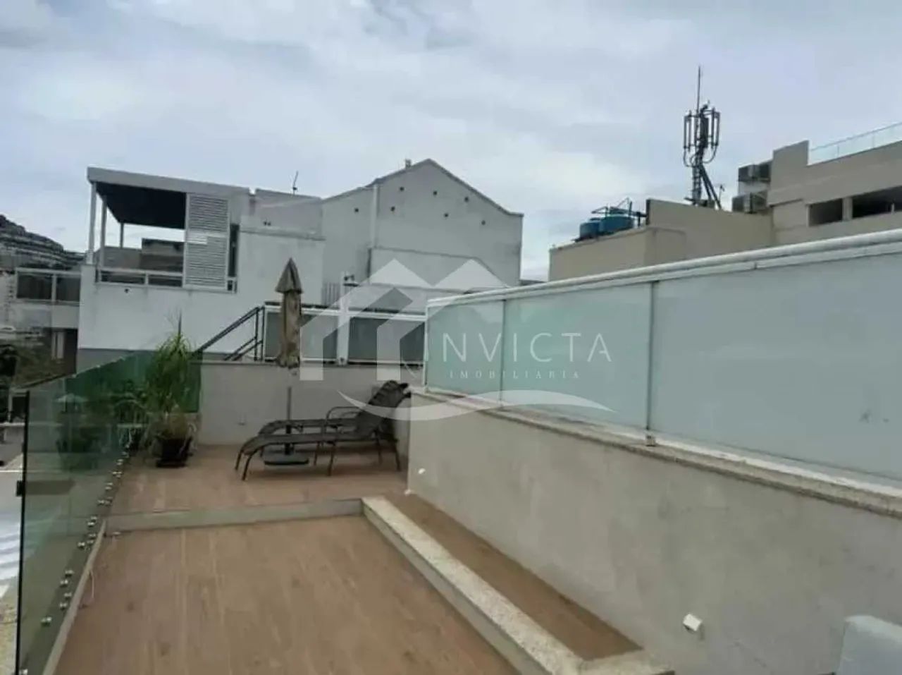 INCRÍVEL COBERTURA TRIPLEX PERTO DA LAGOA!!! - Foto 3