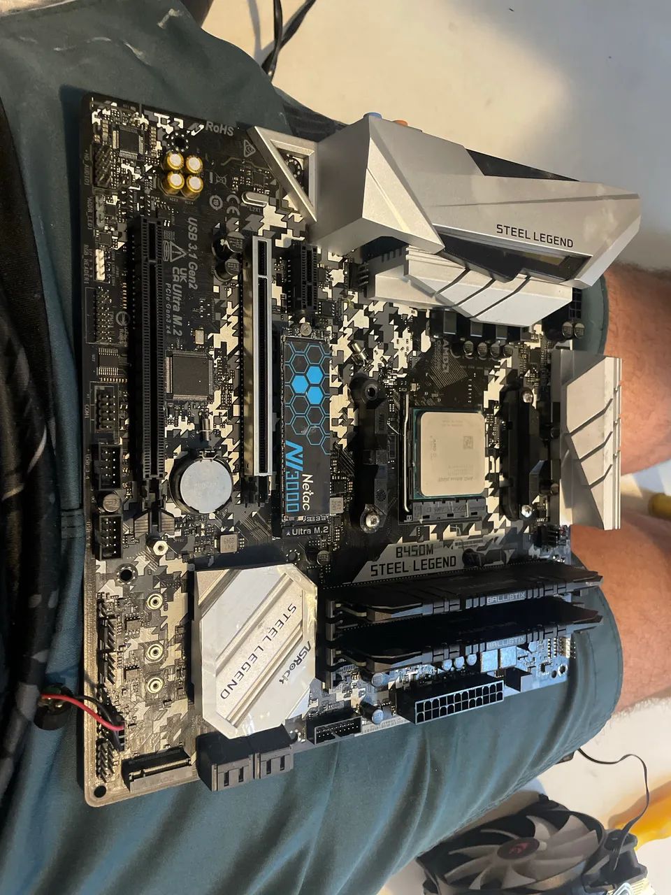 KIT AMD 8GB DDR4 B450