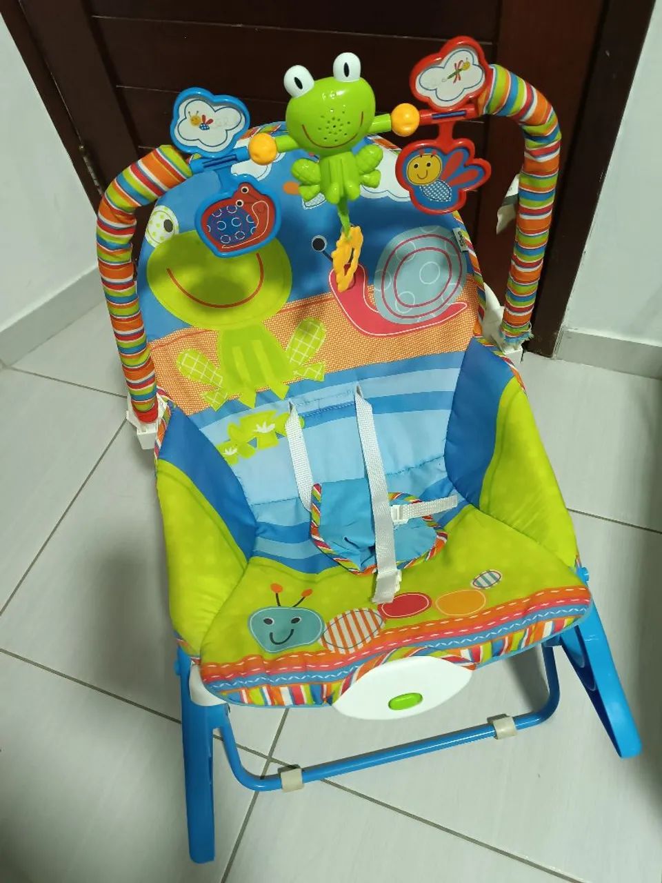 Cadeirinha de descanso para bebê 