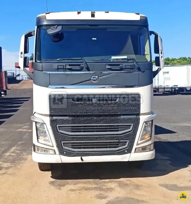 FH540 6x4 e rodcaçamba - Foto 4