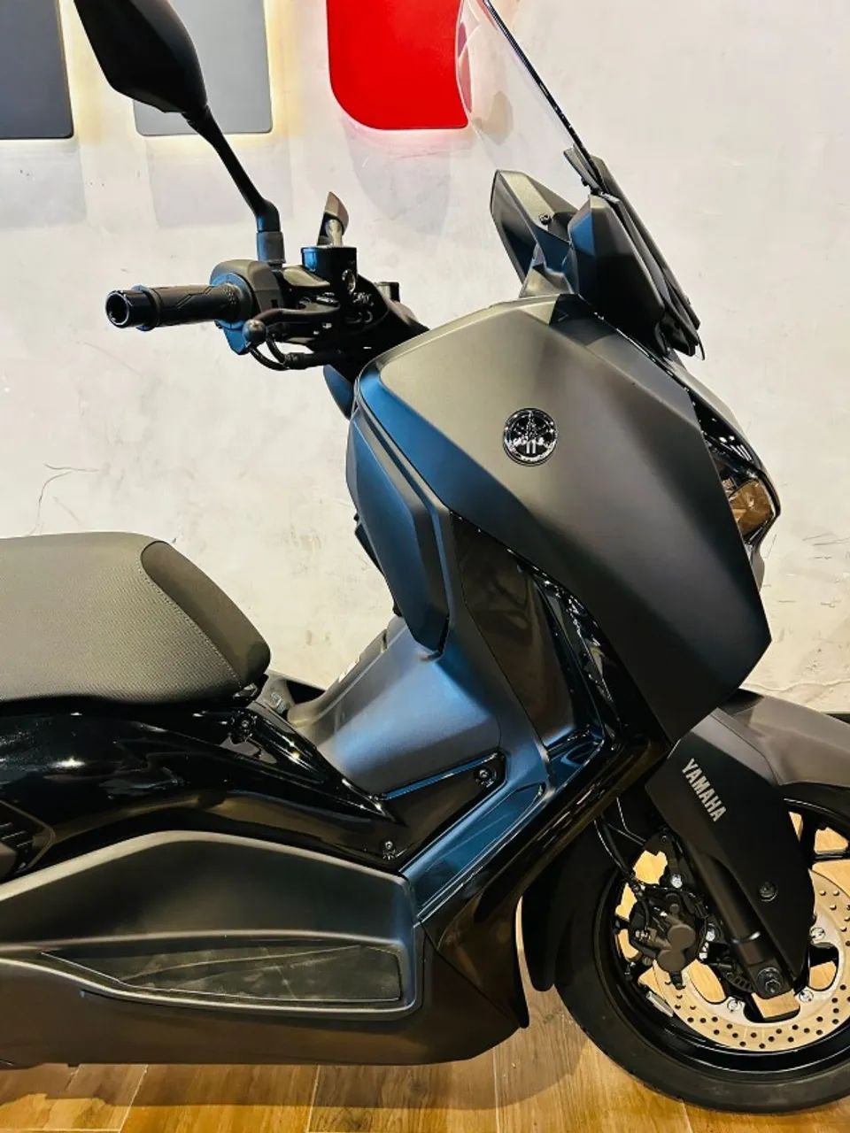 XMAX 300 CONNECTED 2026 - Foto 2