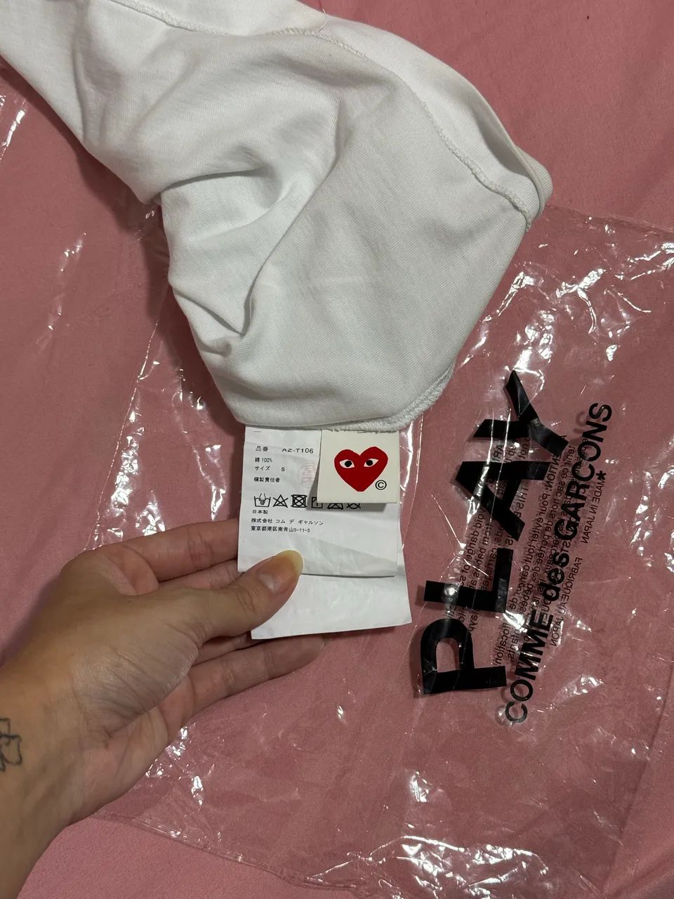 Camisa Play Comme des Garçons (CDG) - Original - Foto 4