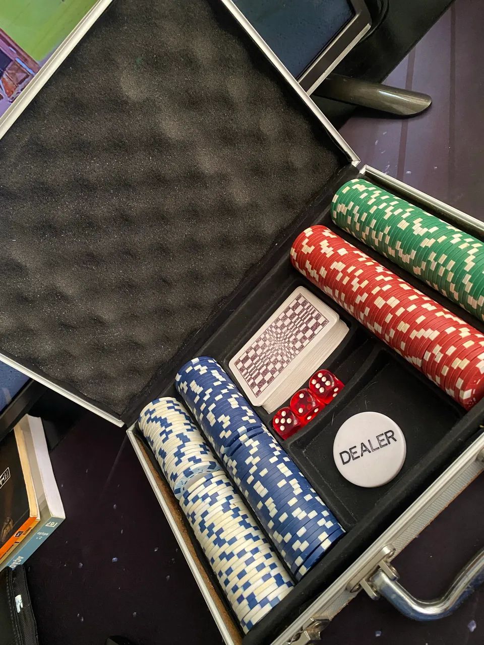 Vendo maleta de Poker - Foto 2