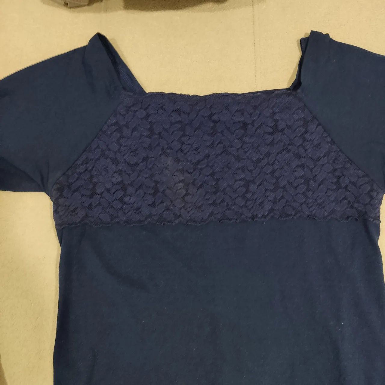 Blusa decote quadrado com renda - Foto 3