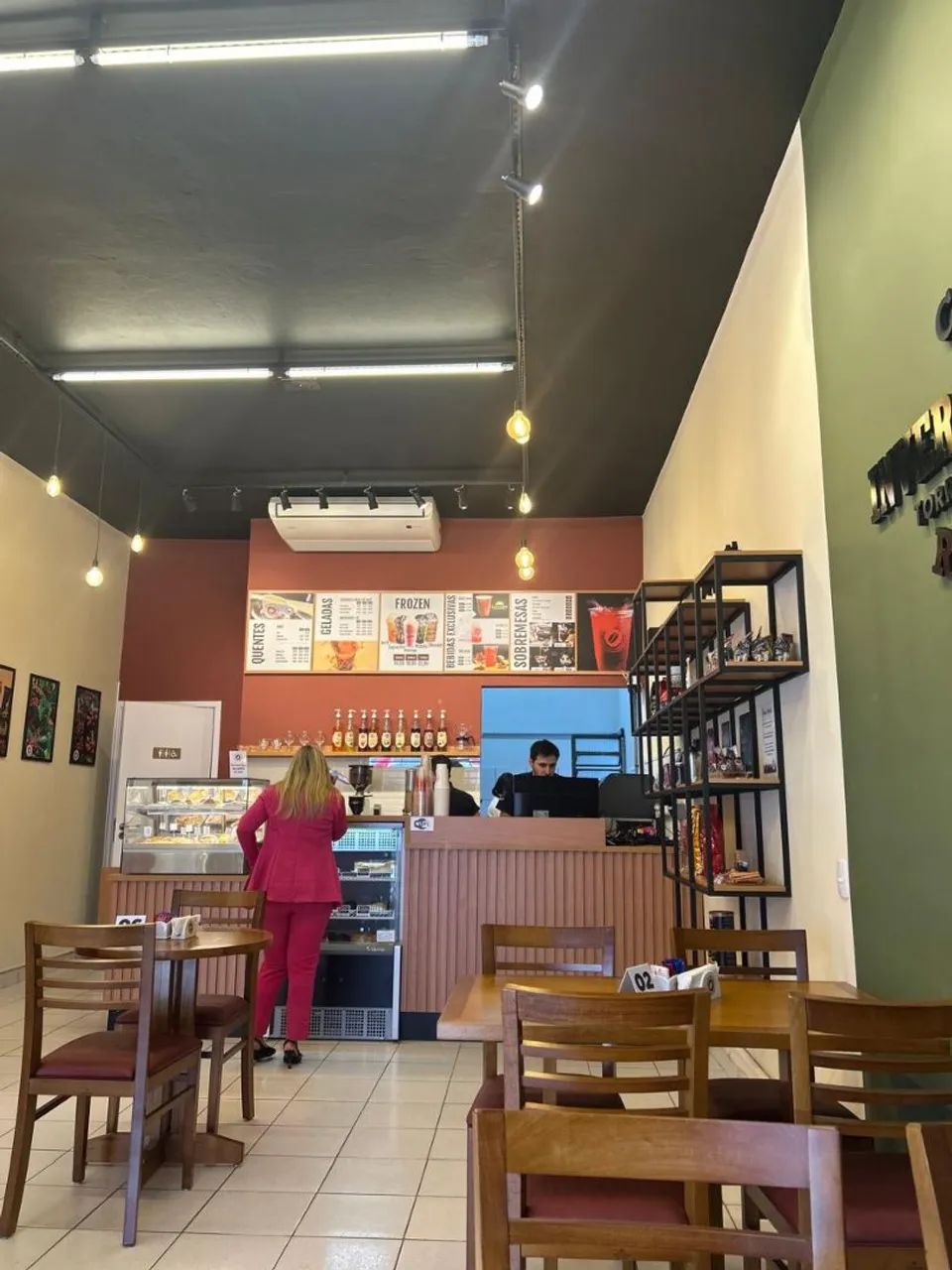 Passe o ponto Cafeteria no Centro - Foto 2