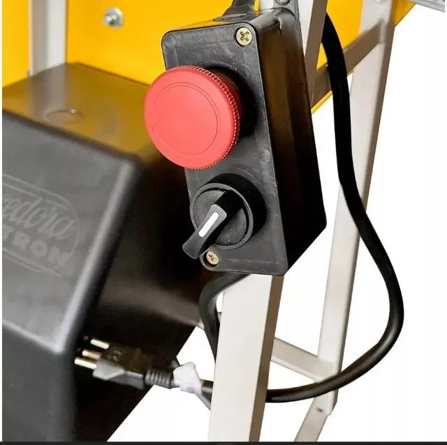 ENGENHO Moenda de cana Moedor de cana  Tradicional B 728 40L/h Maqtron - Foto 3