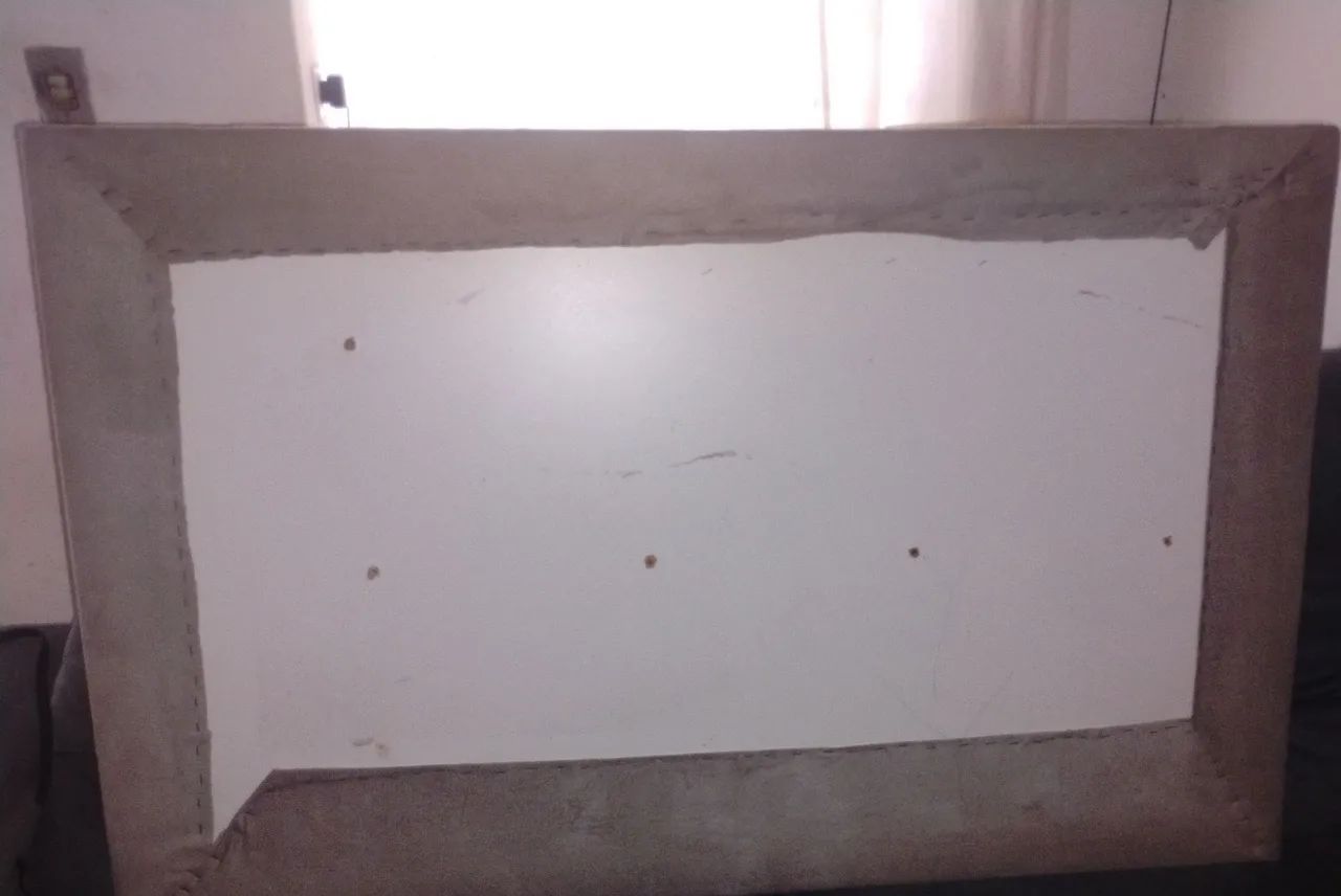 Vendo 1 cabeceira de cama 