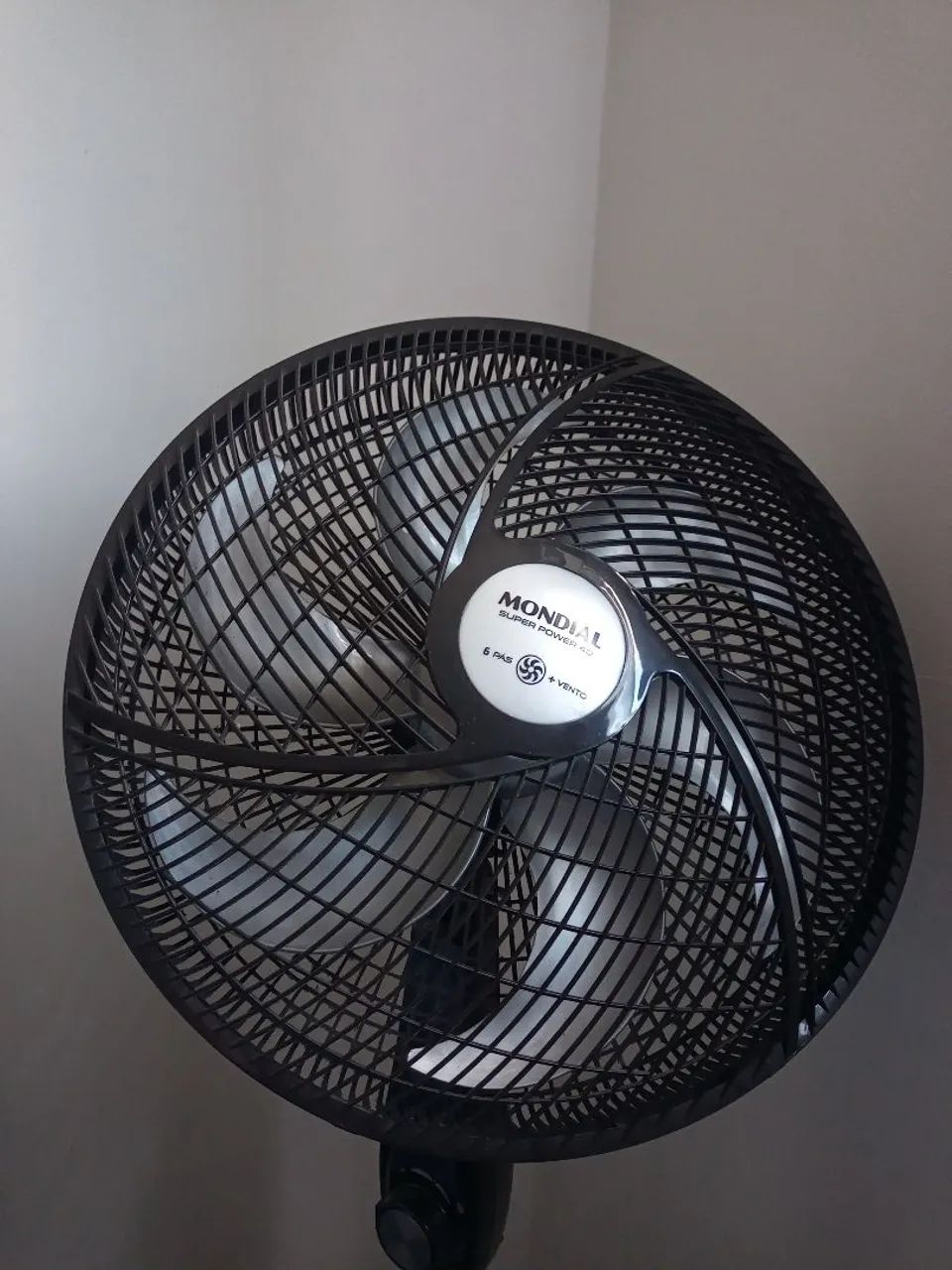  Ventilador de Coluna 