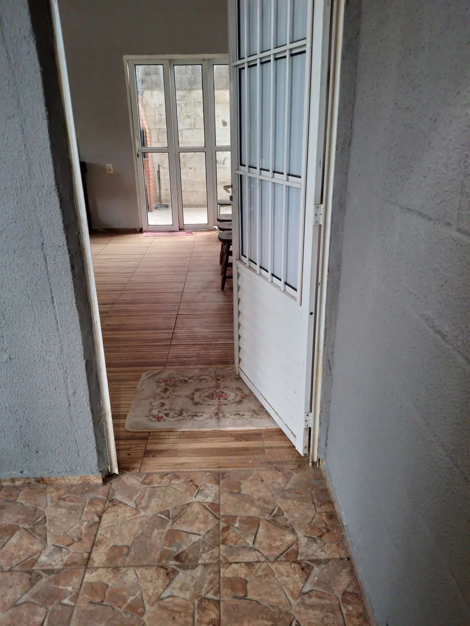 TROCO, permuto, vendo, aceito veiculo, casa, terreno,  chácara.  - Foto 3