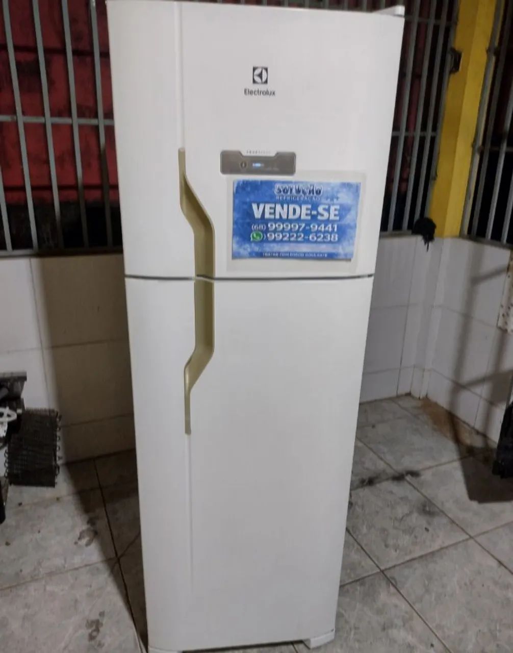 Consertamos geladeiras freezer bebedouros máquina de lavar e ar condicionado split. - Foto 2