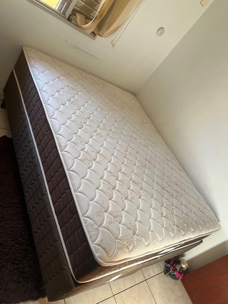 Cama box king + colchão solar  - Foto 2