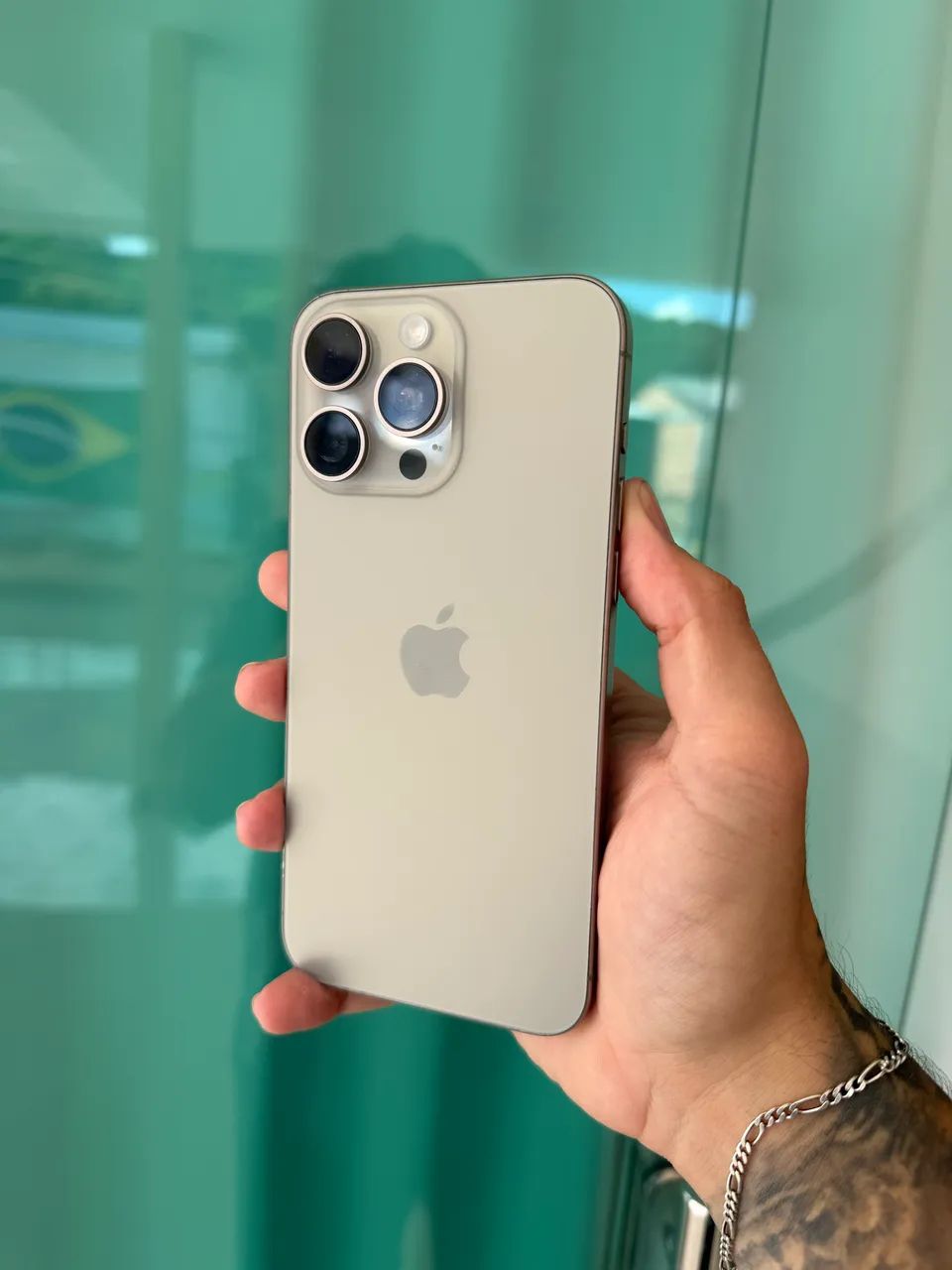 iPhone 15 Pro Max - 256 GB - Foto 2