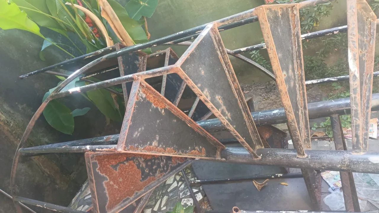 Escada caracol - Foto 3