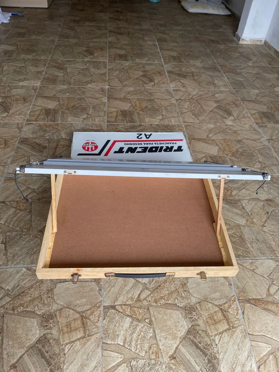 Prancheta Trident A2 Portátil c/ Régua Paralela - Completa e em Ótimo Estado - Foto 3