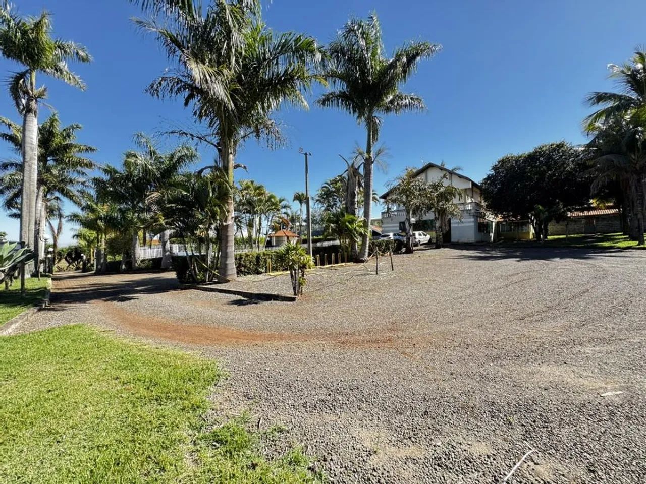 Chácara à venda em Maringá, Alto das Grevíleas, com 3 suítes, com 5830 m² - Foto 5
