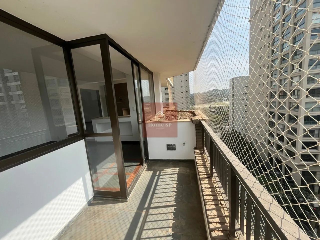 Apartamento de Alto Padrão no Jardim Europa 250 m² | 4 Dormitórios | 3 Suítes | 2 Vagas - Foto 5
