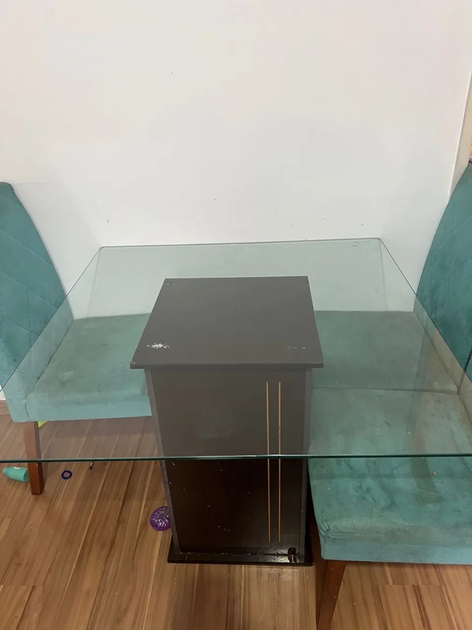  VENDO MESA DE JANTAR  