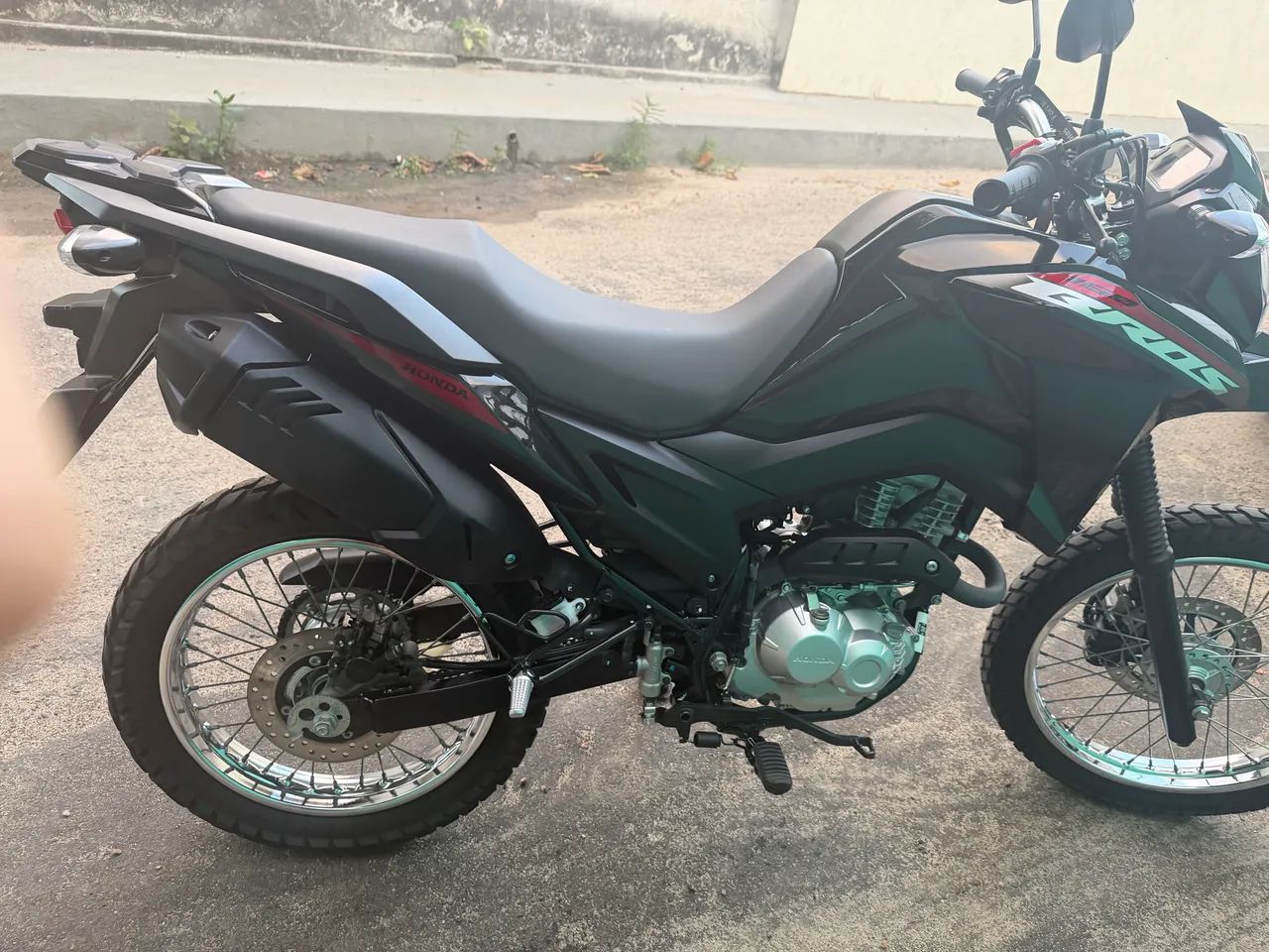 Bros 2025 preta