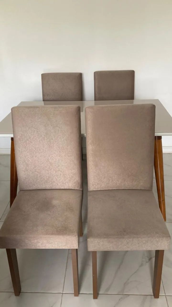 Mesa de jantar com 4 cadeiras - Foto 2