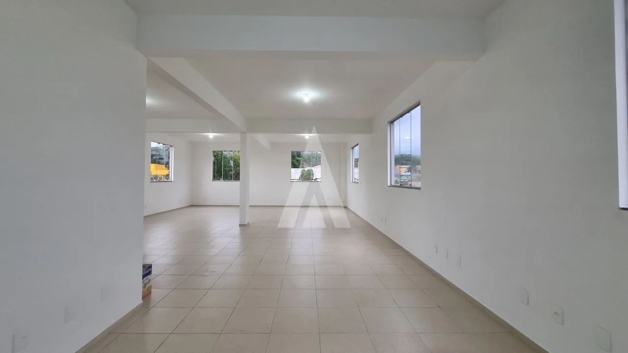 Sala comercial com 160m² no Centro, com estacionamento para aproximadamente 3 veículos - Foto 4