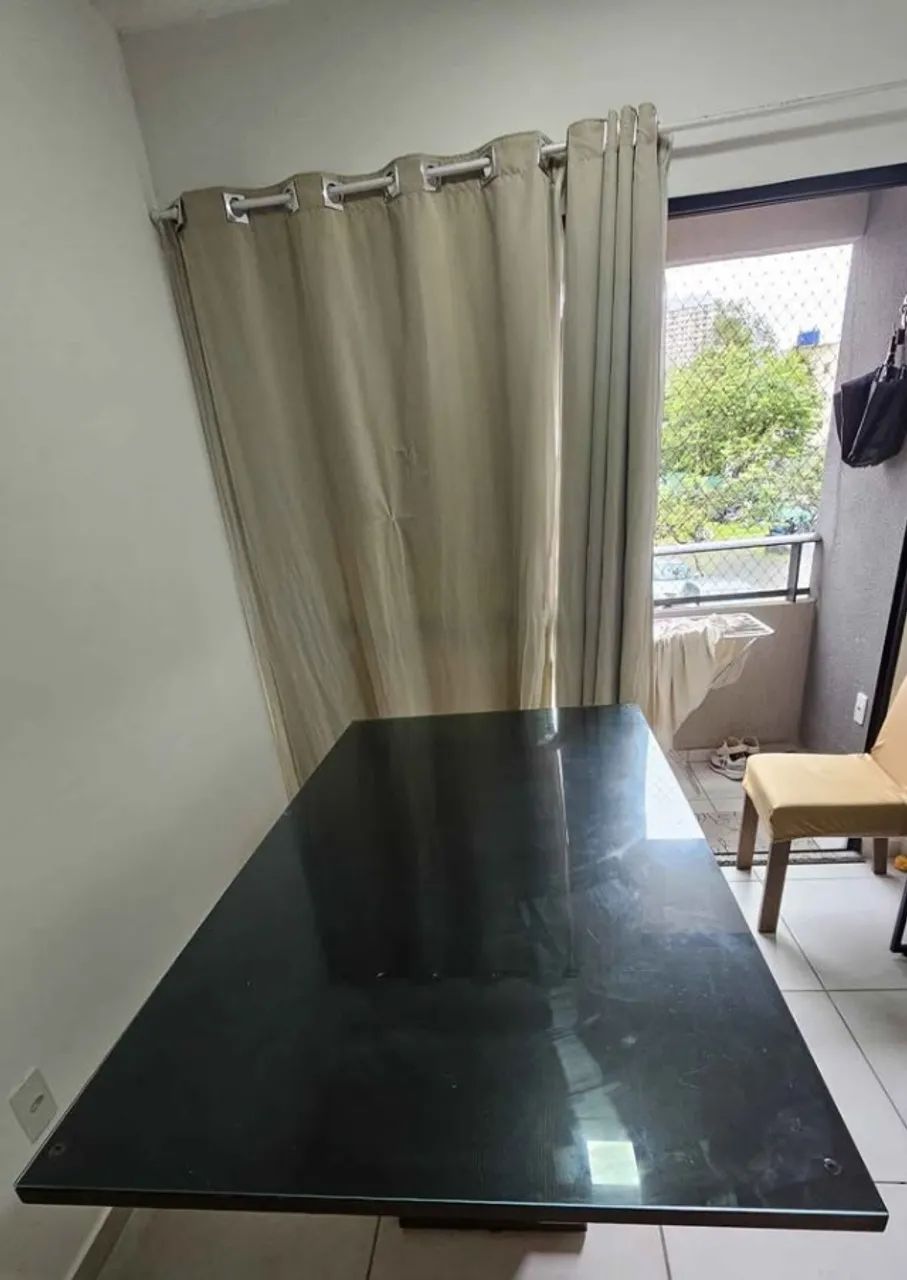 Mesa de jantar retangular com tampo de vidro  - Foto 3