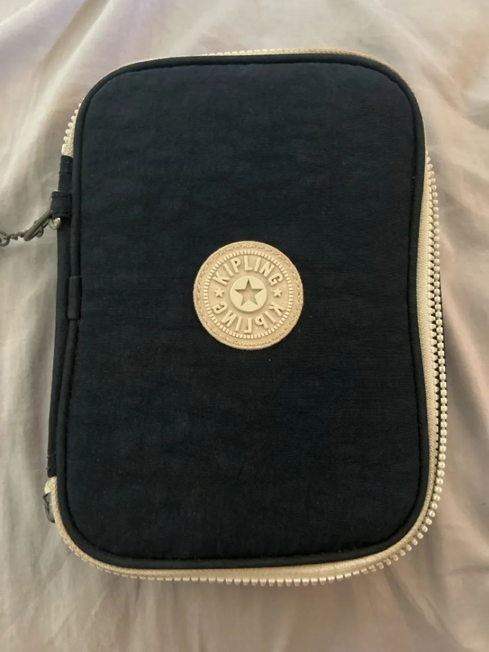 Estojo Kipling
