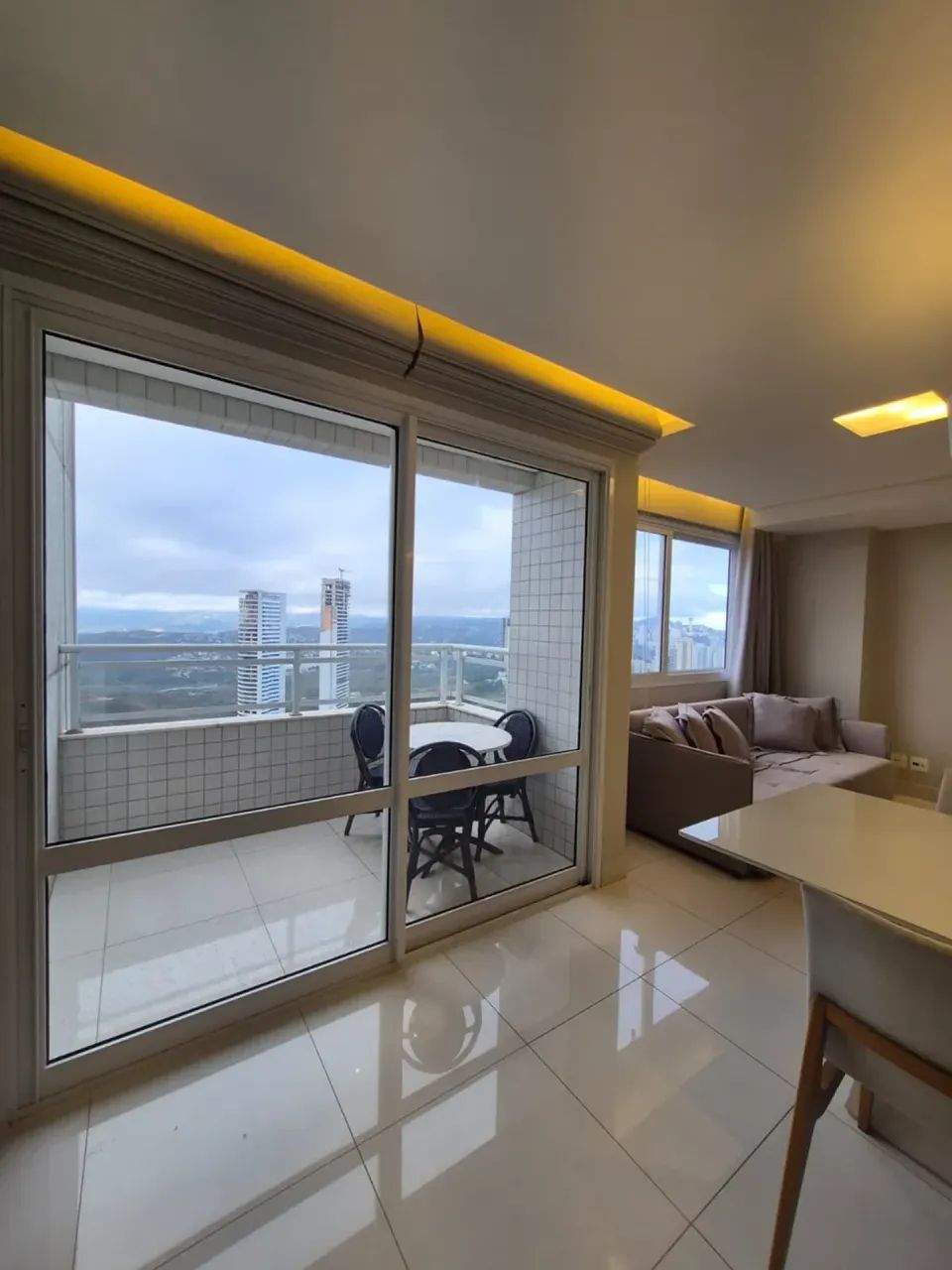 Apartamento para aluguel com 98 metros quadrados com 2 quartos - Foto 5