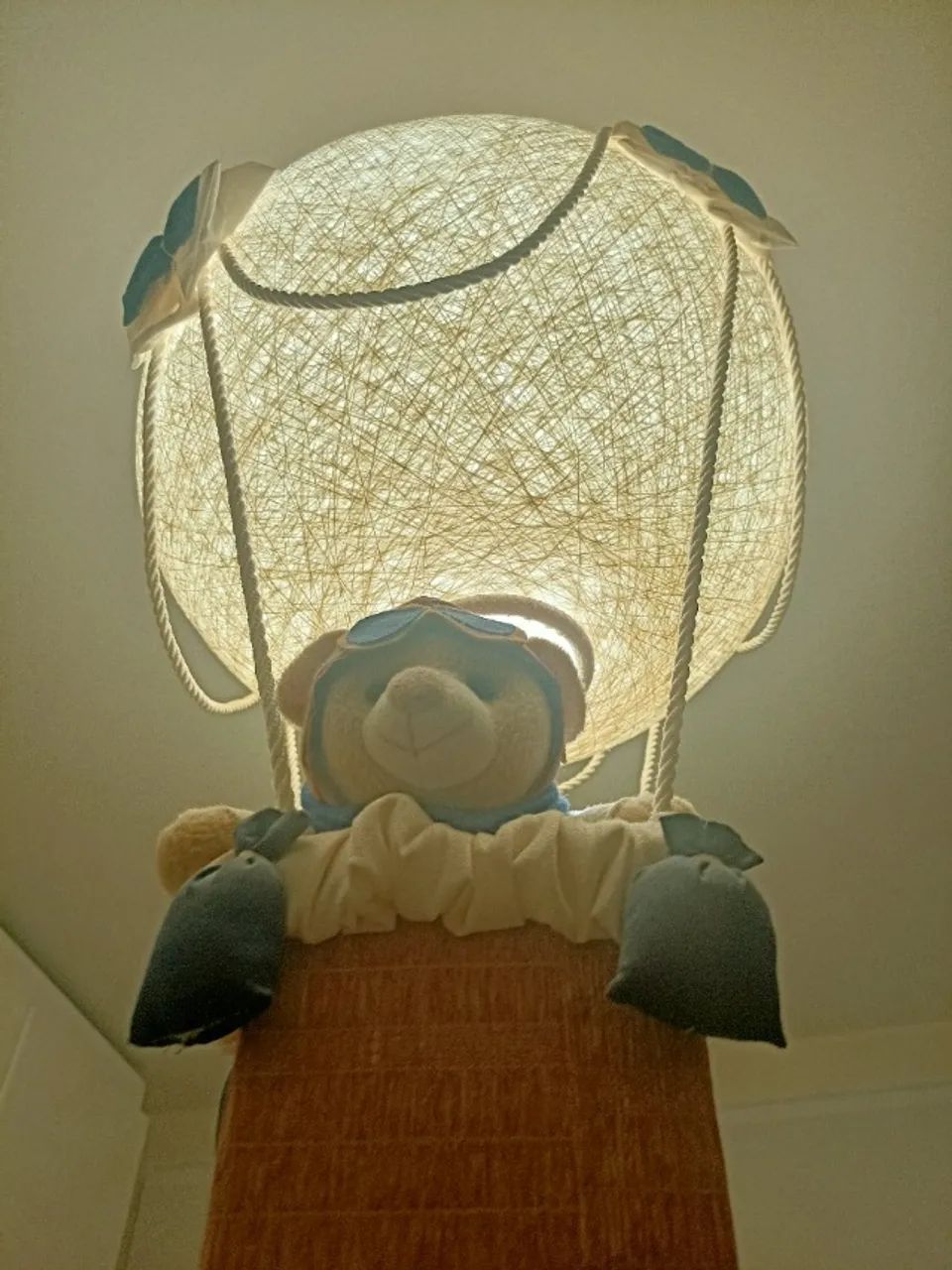 Lustre Balão com Urso Aviador - Foto 4